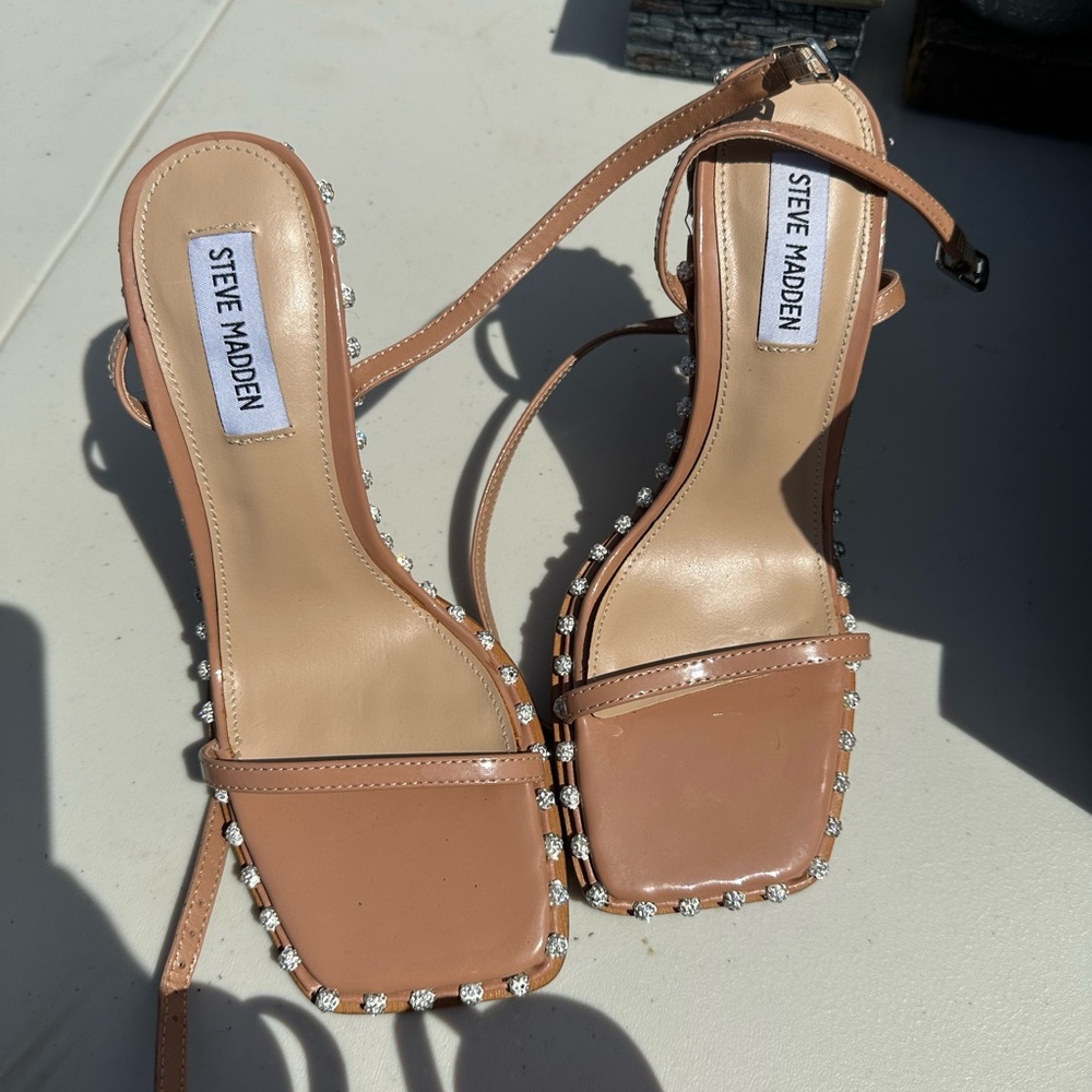 Steve Madden Tan Women's Sandals